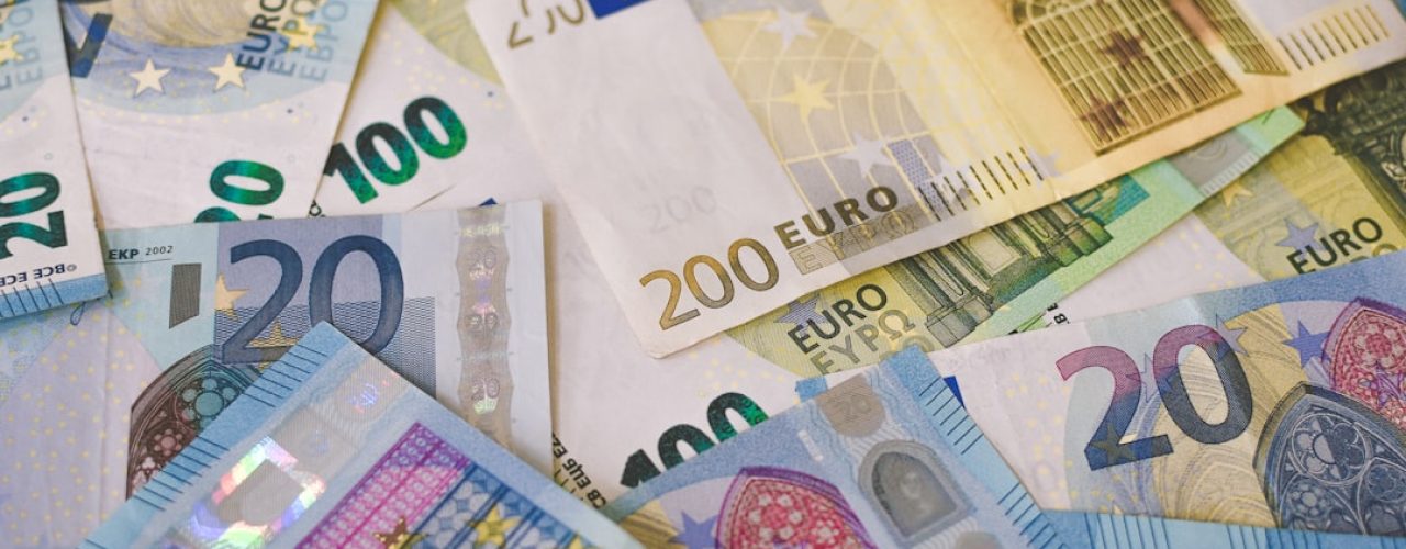 Extra geld verdienen in de avonduren: nieuwe kansen na werktijd